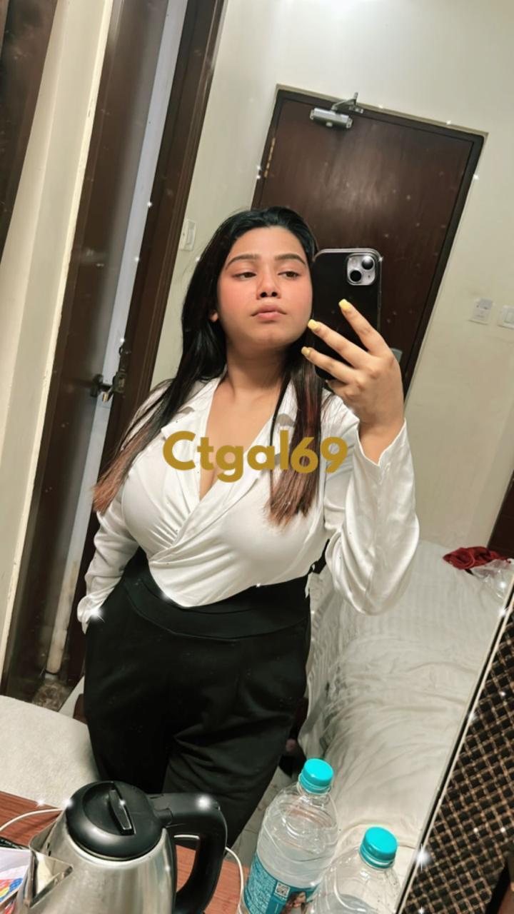 YOU&APOS;LL QUICKLY SEE I HAVE ALL THE QUALITIES YOU NEED IN BED.